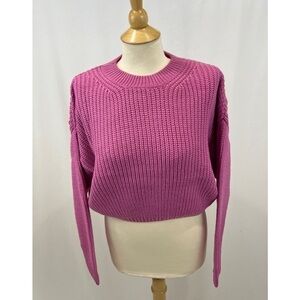 Elodie Cropped Crewneck Pullover Sweater in Bright Orchid